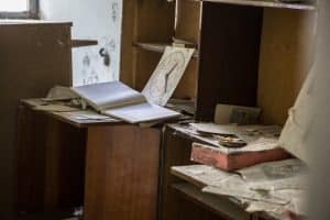 Read more about the article Clearing Out the Garage: A Step-by-Step Guide to Junk Removal
