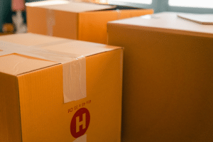 Read more about the article How to practice a Minimalistic Mindset on Moving Day