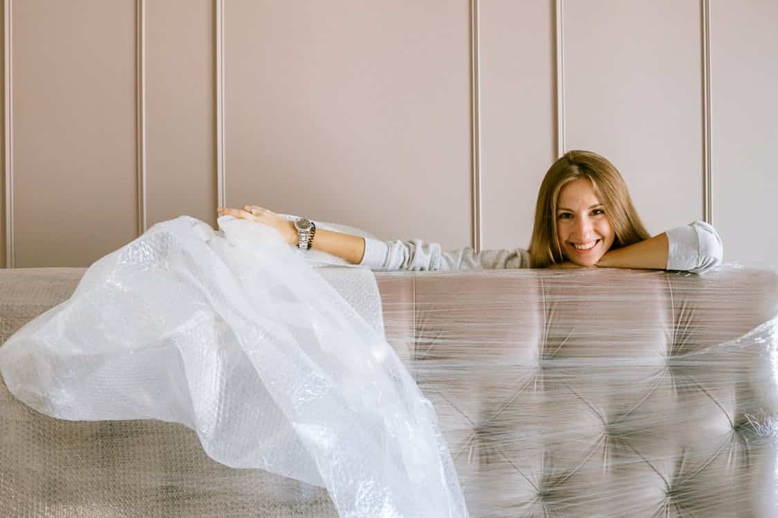 You are currently viewing Why Are Experts for Furniture Removal Important? | Furniture Removal in Arizona